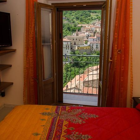 B&B La Perla Nelle Dolomiti Castelmezzano Zimmer foto